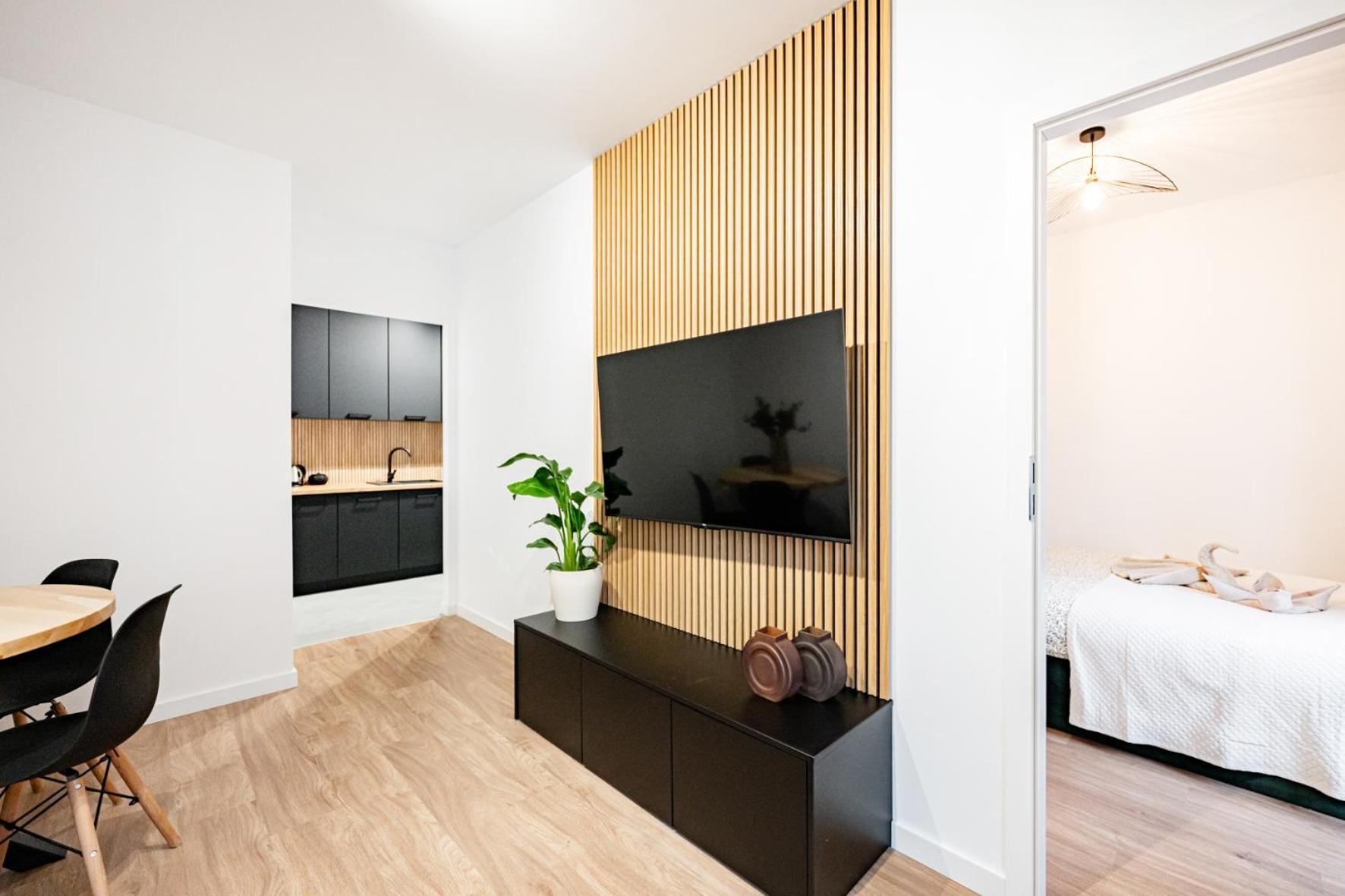 Legnicka Residence Apart Wroclaw Exterior photo