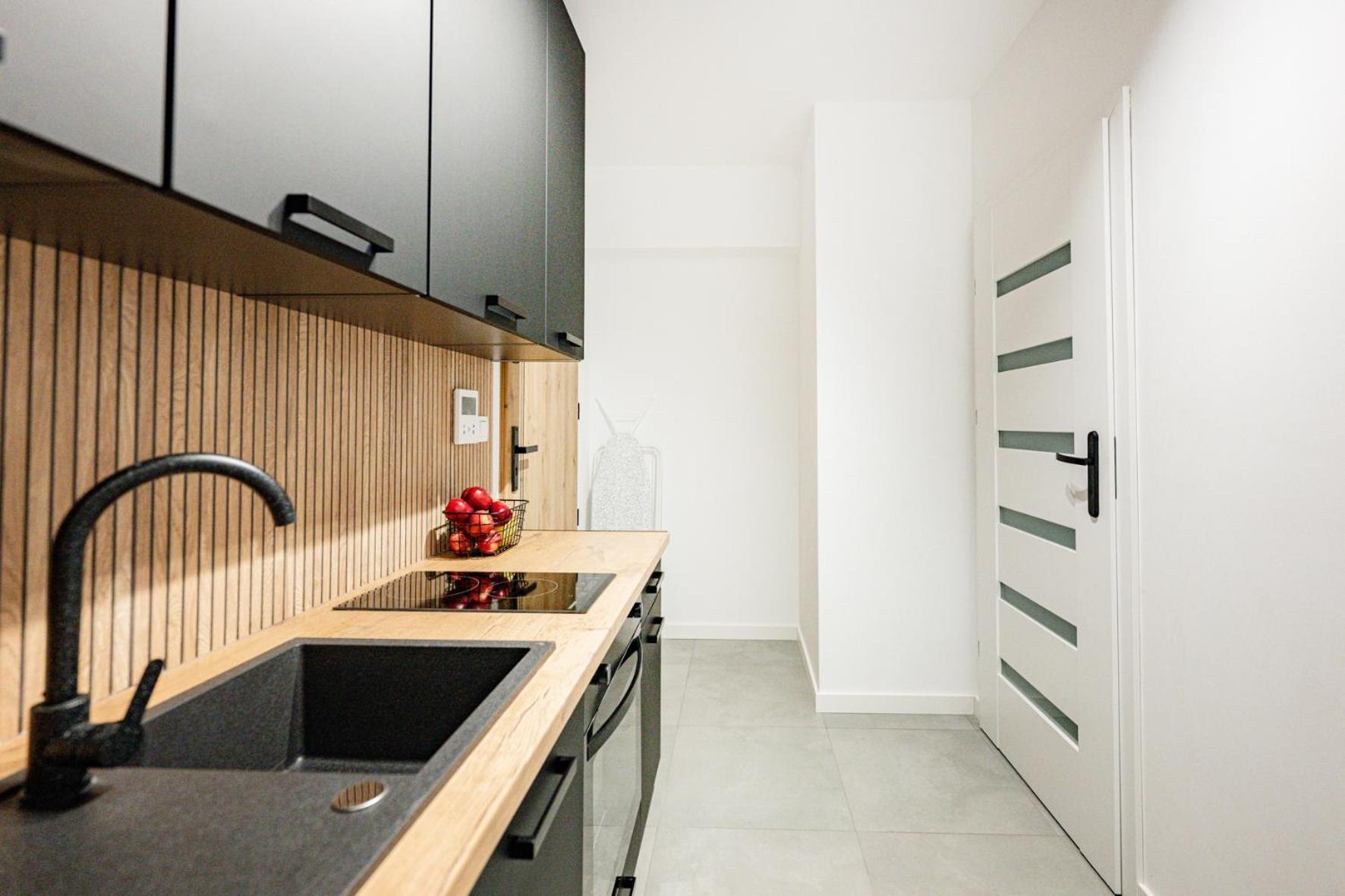 Legnicka Residence Apart Wroclaw Exterior photo